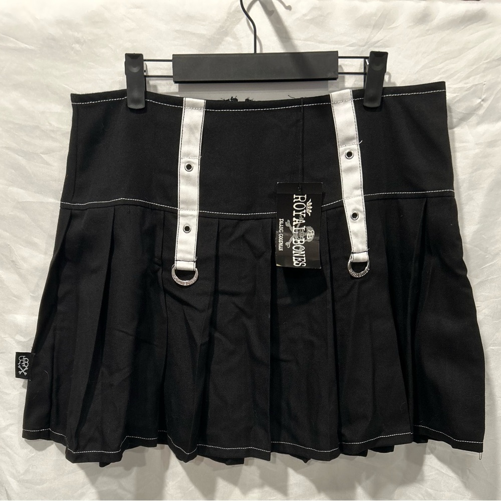 *New With Tags* Royal Bones Hot Topic Pleated Skirt Size XL